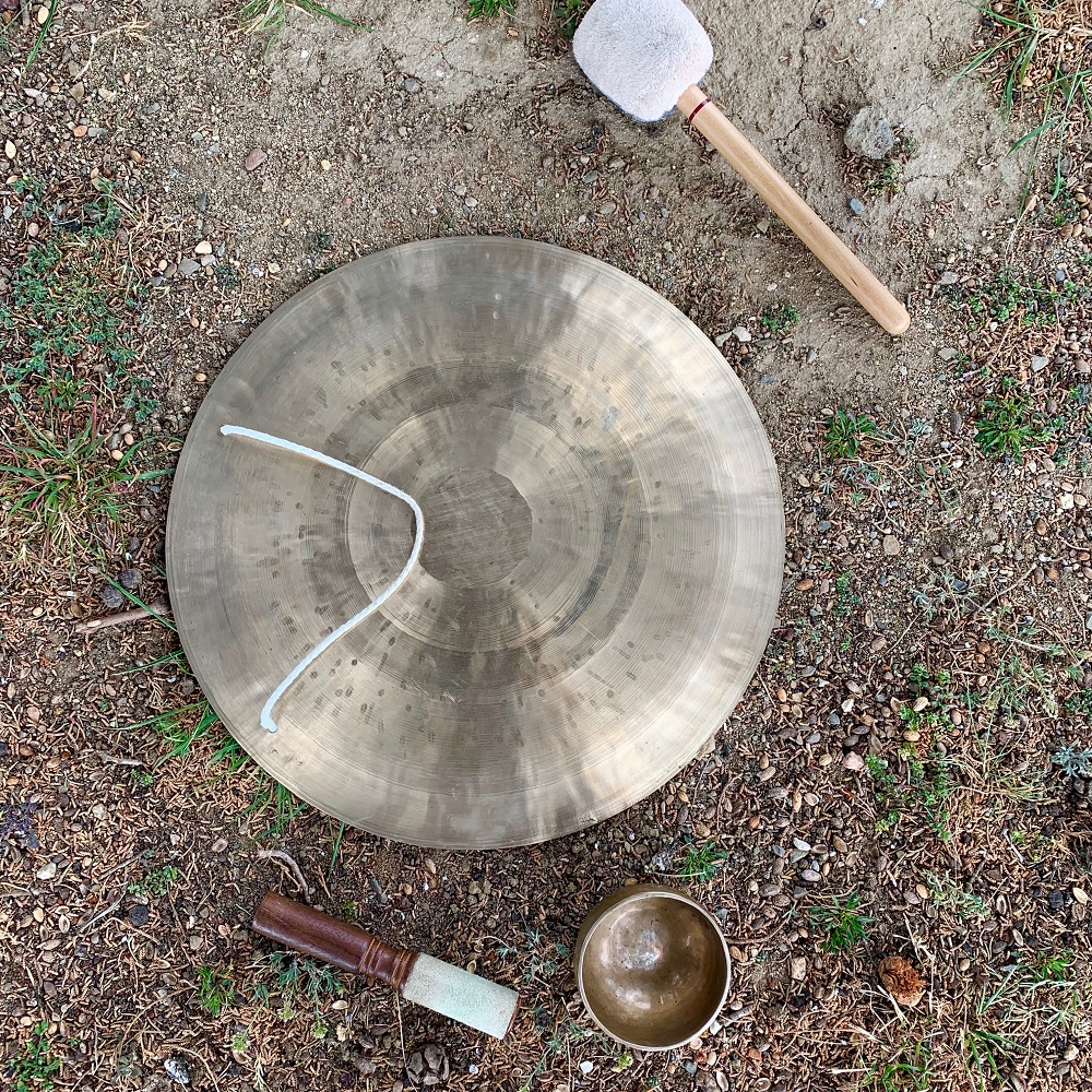 Gong og klangskåle er populære værktøjer til healing og meditation
